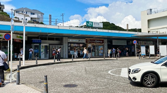 JR横須賀線逗子駅