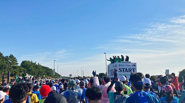 湘南国際マラソンのスタート地点の風景