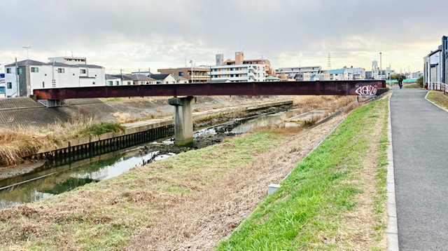 矢上川の八兵衛橋