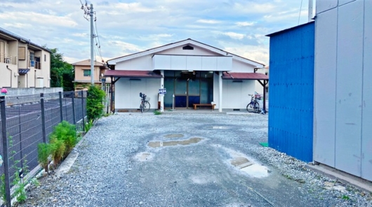 山梨県甲府市の銭湯「都温泉」の外観