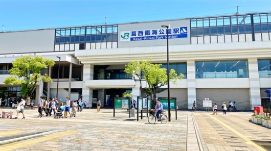 JR京葉線の葛西臨海公園駅