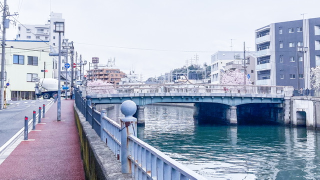 大岡川の一本橋